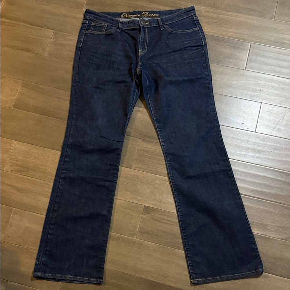 Gap Dark Wash Premium Boot Cut Jeans Sz 14/32l